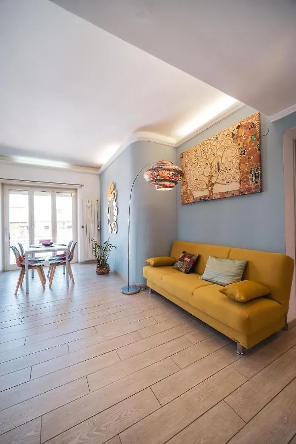 Appartamento Tiber House 60 Rome Marconi - Rome Vacation M&D Italia