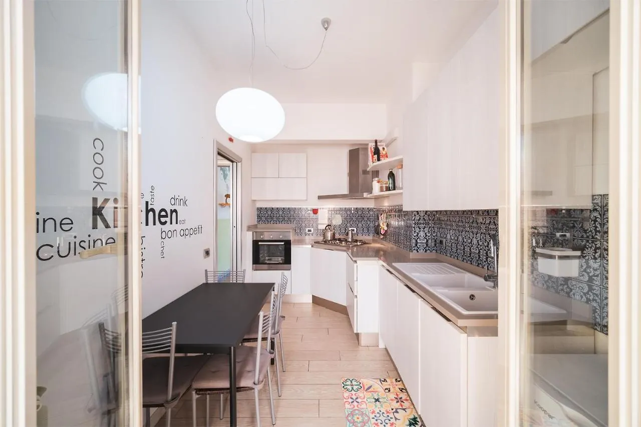 Appartamento Tiber House 60 Rome Marconi - Rome Vacation M&D