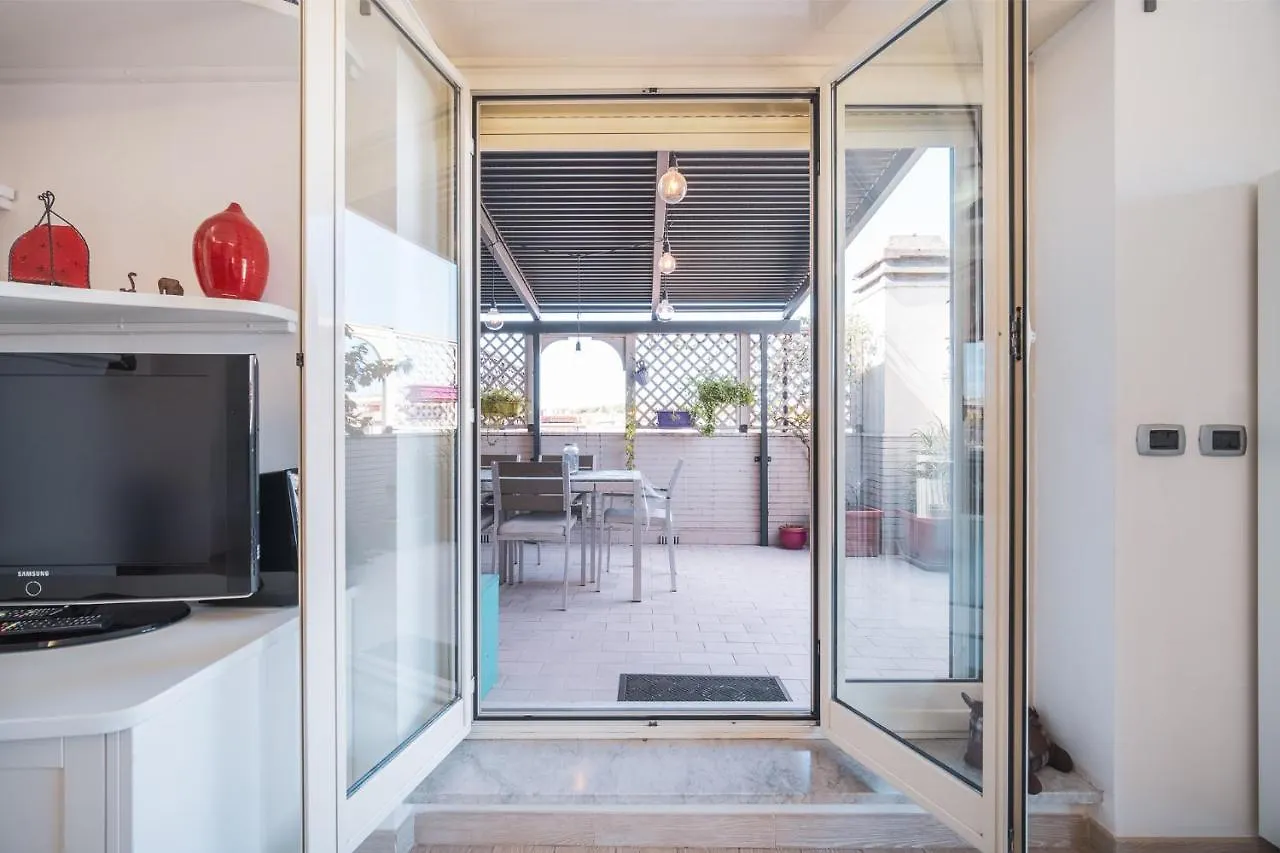 Apartament Tiber House 60 Rome Marconi - Rome Vacation M&D